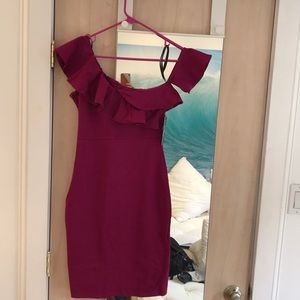Magenta Ruffled One-Shoulder Bodycon Dress